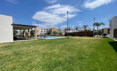 Departamento en venta en El Pueblito, Corregidora, 3 recamaras + Sala de tv