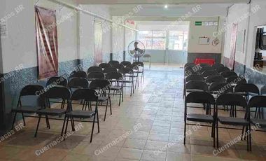 Ideal para empresa: Edificio con bodega en CIVAC | $55 mil/mes