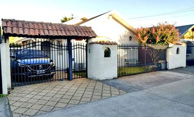 SE VENDE CASA EN VILLA EMMANUEL