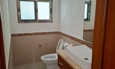 Se renta casa en Residencial Cumbres Cancun