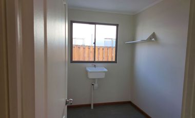 ARRIENDO CASA AZAPA