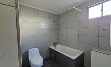 ARRIENDO CASA AZAPA