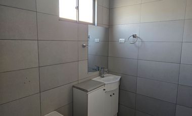 ARRIENDO CASA AZAPA