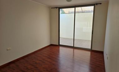ARRIENDO CASA AZAPA