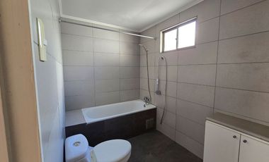 ARRIENDO CASA AZAPA