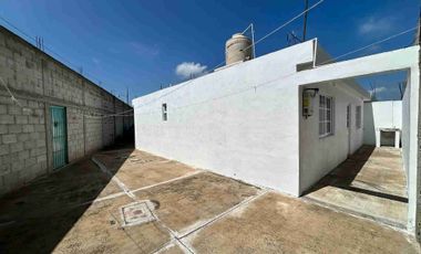 Casa en VENTA  de 85 m2. y terreno dd 20 m. En centro  de  Acayuca,  Hgo.