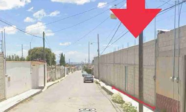 Casa en VENTA  de 85 m2. y terreno dd 20 m. En centro  de  Acayuca,  Hgo.