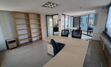 EDIFICIO COMPLETO AMUEBLADO PARA OFICINAS