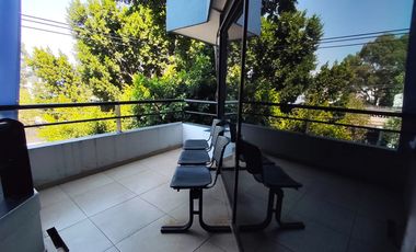 EDIFICIO COMPLETO AMUEBLADO PARA OFICINAS