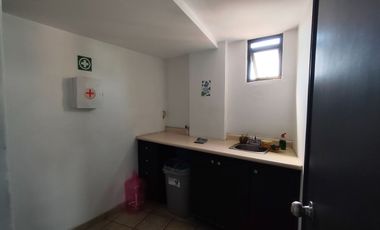 EDIFICIO COMPLETO AMUEBLADO PARA OFICINAS