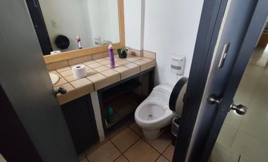 EDIFICIO COMPLETO AMUEBLADO PARA OFICINAS