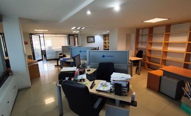 EDIFICIO COMPLETO AMUEBLADO PARA OFICINAS