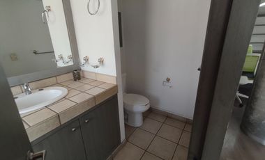 EDIFICIO COMPLETO AMUEBLADO PARA OFICINAS