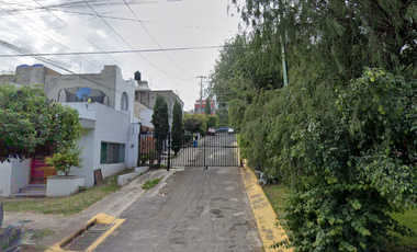 Casa en Alhóndiga de Granaditas 253, El Tapatío, San Pedro Tlaquepaque, Jal.
