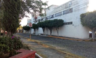 EDIFICIO CERCA DE CARR MEX-QRO