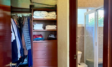 VENTA DE EXCELENTE CASA PRIVADA EN COLINAS DE STA.FE