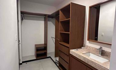 casa en renta de 3 recamaras en Temozon norte Merida con alberca