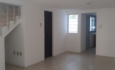 CASA EN RENTA, FRACC. REFORMA