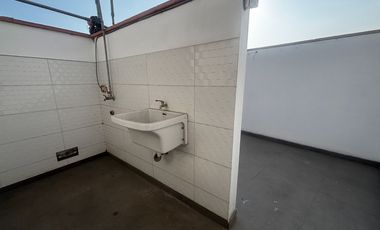 Dúplex Exclusivo con Cochera y Ascensor en Santiago de Surco