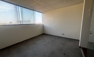 Dúplex Exclusivo con Cochera y Ascensor en Santiago de Surco