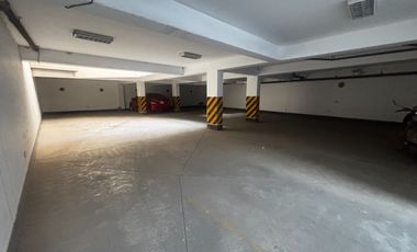 Dúplex Exclusivo con Cochera y Ascensor en Santiago de Surco
