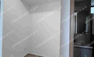 APTO 2402 TORRE 3 FLORA CLUB HOUSE.