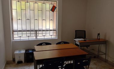 Venta de casa comercial en Conquistadores, Laureles