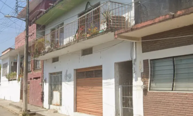 Remate Bancario Casa De 2 Niveles En Gutiérrez Zamora, Veracruz. -cld39