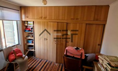 Casa De 3d 2b Y Estacionamiento Excelente Ubicación, Ñuñoa