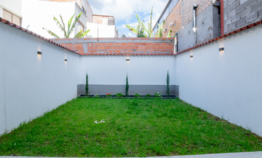 EXCLUSIVA CASA EN VENTA EN MEDIO EJIDO SECTOR PALACIO DEL CUY