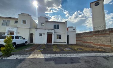 CASA EN RENTA EN RESIDENCIAL EL CASTAÑO 2, METEPEC CERCA DE AV TECNOLOGICO