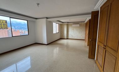 vendo Apartamento en Laureles LINDO Y amplio IDEAL PARA PEMODELAR!