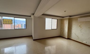 vendo Apartamento en Laureles LINDO Y amplio IDEAL PARA PEMODELAR!