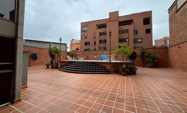 vendo Apartamento en Laureles LINDO Y amplio IDEAL PARA PEMODELAR!