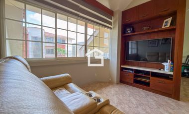 Casa de Lujo en Venta en Sector Unioro, Machala – Exclusividad y Ubicación Privilegiada