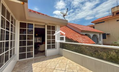 Casa de Lujo en Venta en Sector Unioro, Machala – Exclusividad y Ubicación Privilegiada