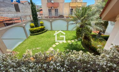 Casa de Lujo en Venta en Sector Unioro, Machala – Exclusividad y Ubicación Privilegiada
