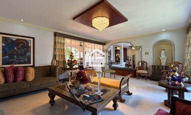 Casa de Lujo en Venta en Sector Unioro, Machala – Exclusividad y Ubicación Privilegiada