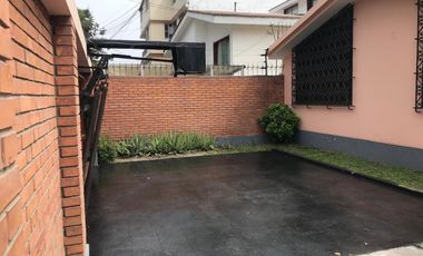 Alquiler  De Casa Para Oficinas , Talleres, Centros de Capacitacion , etc.