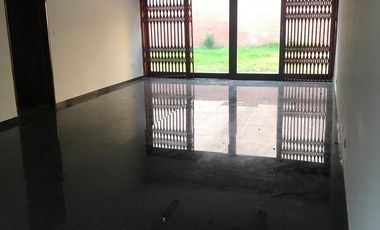 Alquiler  De Casa Para Oficinas , Talleres, Centros de Capacitacion , etc.