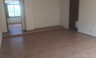 Alquiler  De Casa Para Oficinas , Talleres, Centros de Capacitacion , etc.