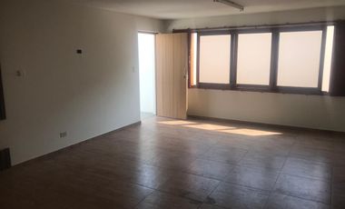 Alquiler  De Casa Para Oficinas , Talleres, Centros de Capacitacion , etc.