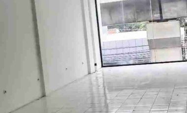 Sewa Ruko 3 Lantai di Area Ramai Fatmawati Cilandak