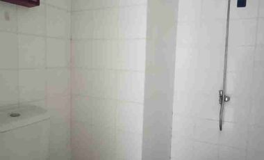 DISEWAKAN APARTEMEN 1 BR BULANAN
