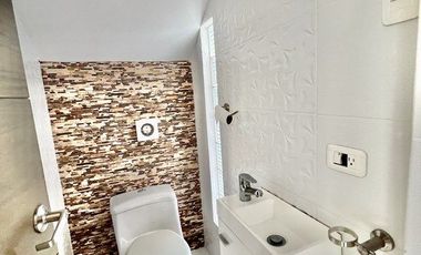 SALINAS CONJUNTO PRIVADO: CASA 3/4 CON PISCINA