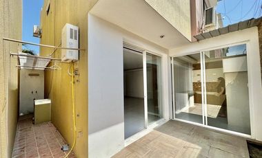 SALINAS CONJUNTO PRIVADO: CASA 3/4 CON PISCINA