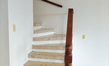 APARTAMENTO DUPLEX EN VENTA, SECTOR NORTE DE ARMENIA