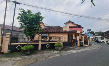 DIJUAL CEPAT TANAH DAN BANGUNAN SANGAT LUAS DITENGAH KOTA JOGJA DEKAT JL MAGELANG YOGYAKARTA