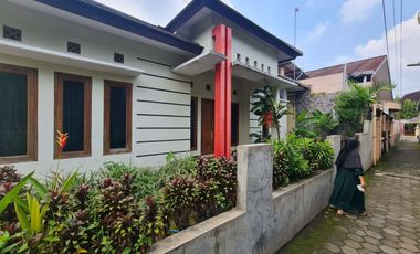 DIJUAL CEPAT TANAH DAN BANGUNAN SANGAT LUAS DITENGAH KOTA JOGJA DEKAT JL MAGELANG YOGYAKARTA