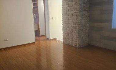 SE ALQUILA LINDO DUPLEX BIEN UBICADO